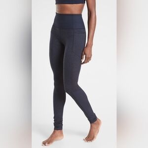 NWOT Athleta $98 Exhale Stash Tight Pocket Softluxe Leggings Size XS Navy Blue